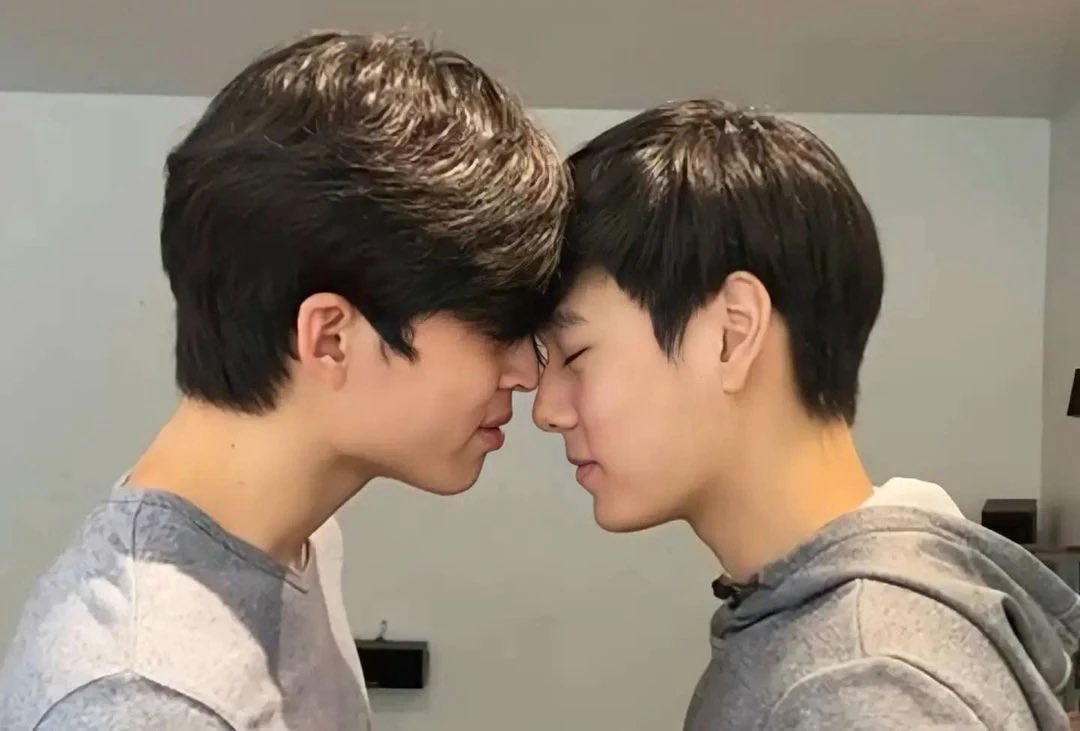 iamsaimai0602's tweet photo. อันนี้ สมัยคบกันใหม่ๆ เลยหวานมากๆ 
แต่ปัจจุบันคบแบบคนโต แต่ยังหวานยุดีนั้นแหละ แค่โตขึ้น https://t.co/hsJUmy9Mlr