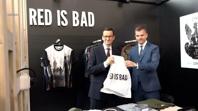 CudnyL's tweet photo. @MorawieckiM A gdzie kolega ? https://t.co/F2k7xFsN0l