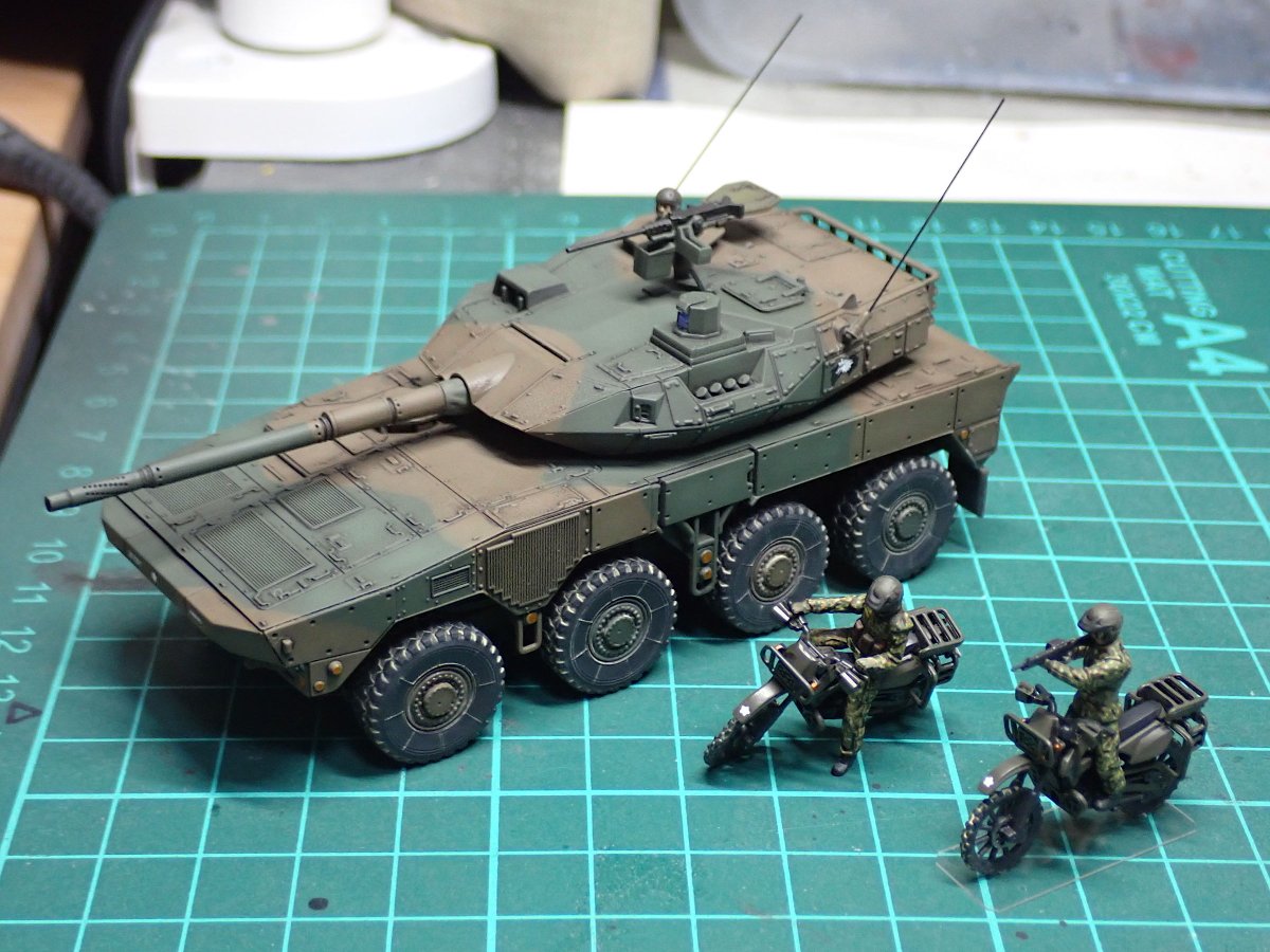 gorimodeler's tweet photo. バイクの塗り分け、ブレーキランプとウインカーが良いアクセント🎵
ライダー搭乗していただきまして、無事完成!
これにて16式の製作は完結。
はるさーさん、#Twitter模型総火演2026 主催ありがとうございました!
また来年よろしくお願いします😊
#16MCV
#アオシマ https://t.co/hcxeHQ7yYu