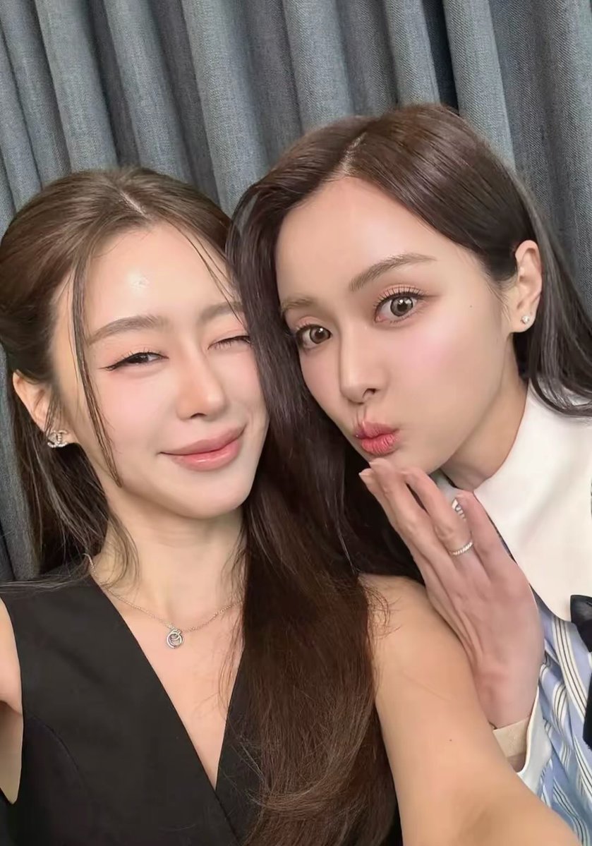 Hope48ob's tweet photo. 🥺คิดถึง~~~~💗อุ้มแบม🐧🦭✨
#oombam #oomeisaya #bamsalalee #อุ้มอิษยา #แบมสราลี #อุ้มแบม #GL https://t.co/VoLdkHW4wv