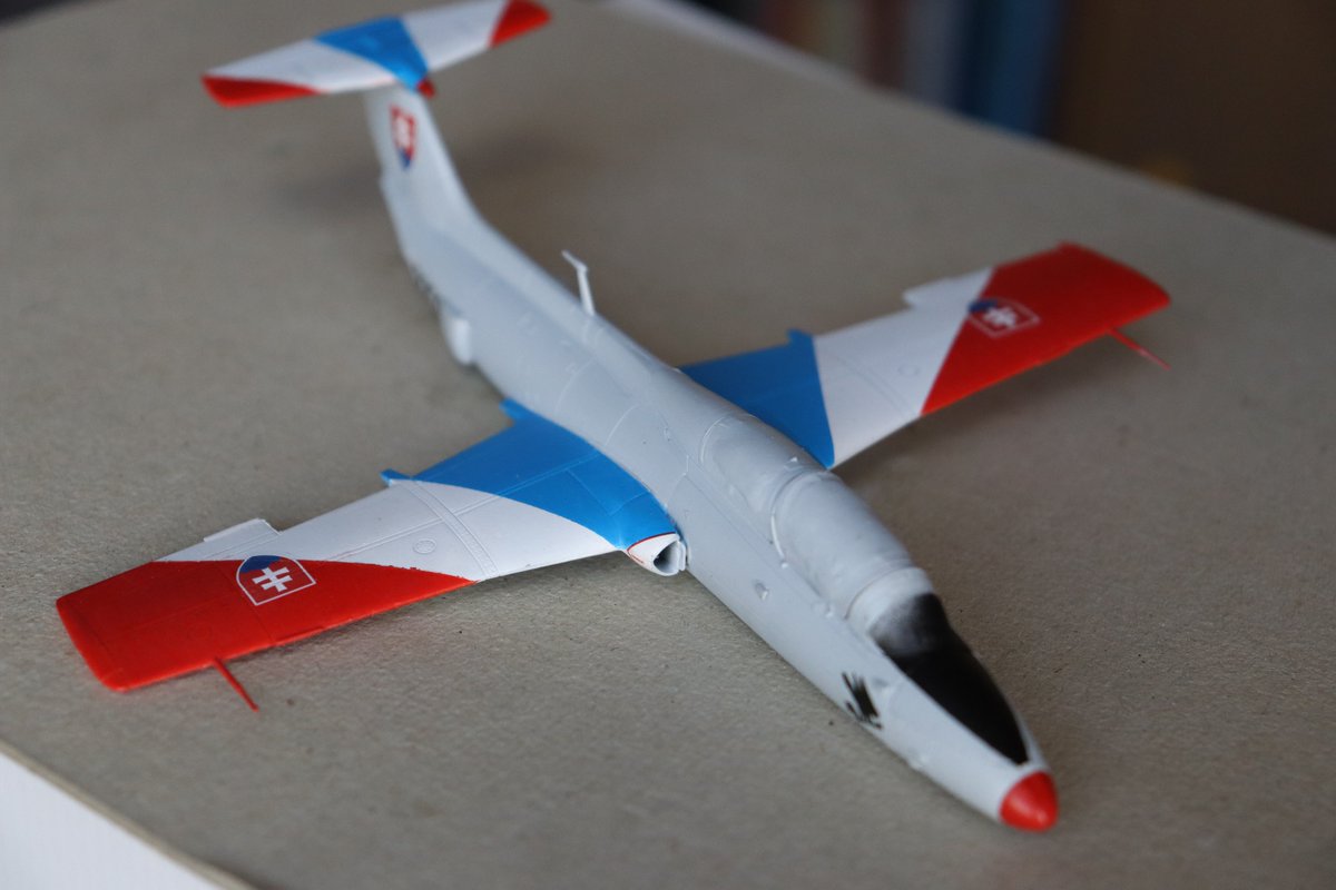 ifypify's tweet photo. #JustForFunScaleModels
Dolphin main colors and transfers are done. There were some mistakes of mine but so far its pleasant kit to build.
(L-29 Delfín in 1/72 from Eduard - Slovak International fighter pilots academy)

Considering getting KP version, for other slovak scheme 🇸🇰 https://t.co/cXvLDsxQ3x