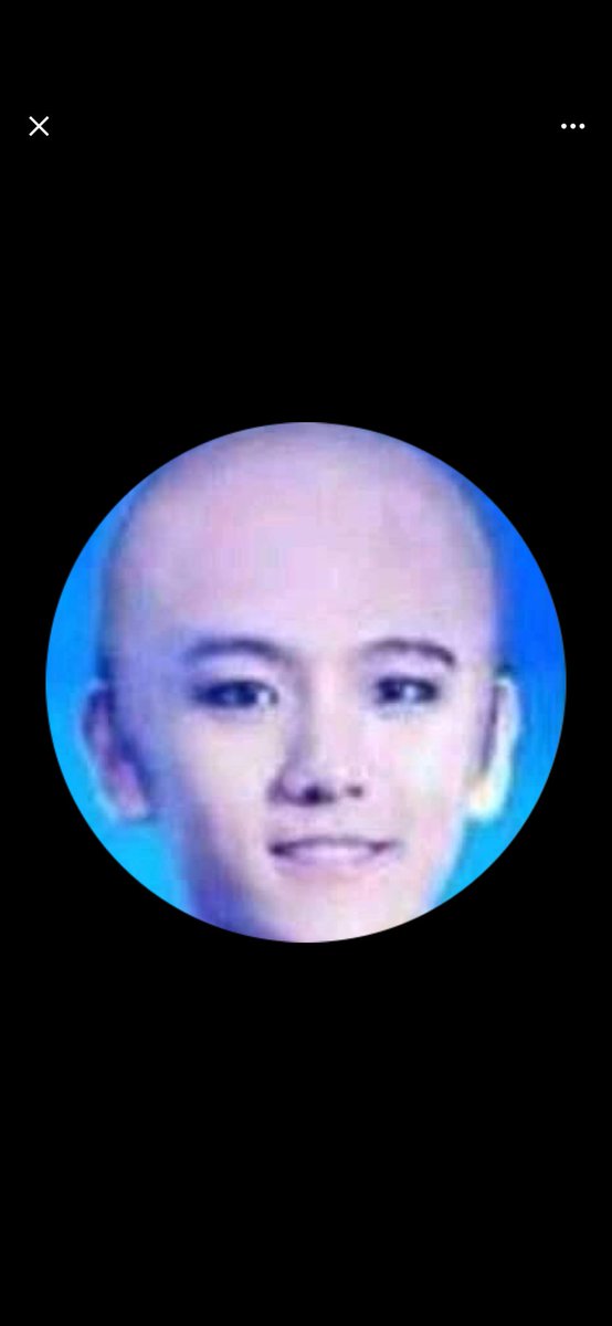 revienisce's tweet photo. 15) @baekzies - Baekhyun 
More specifically, poop dog baek, you’re so goofy and genuinely have me ctfu. I once lurked on a voice live you did and you were talking abt a kid in online class popping and 😭😭 also the way you wrote this one twt https://t.co/Zsdta2rg3Y