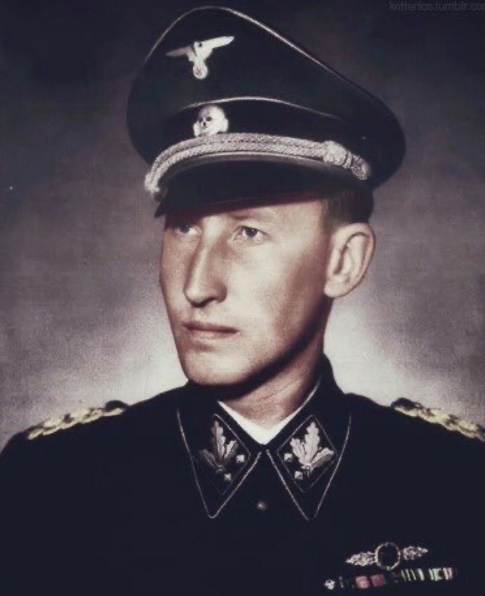 KaiserAtlantean's tweet photo. Thursday is an appropriate day for independence, strength, authoritarianism &amp; intimidation. It aligns perfectly with the expansive, commanding nature of Jupiter &amp; the thunder gods. This is why I personally use Reinhard Heydrich as a spiritual archetype to represent this day.⚡️⚡️ https://t.co/y1GVo5yYXv