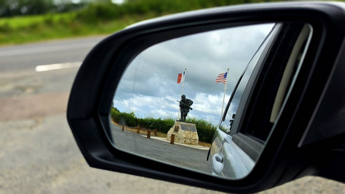 frantisekkovac's tweet photo. 🇱🇺  #Utah Beach 2/2

 🧵 Recap of my first foreign #vanlife #roadtrip in solo mode this year.

#GandalfOnTheRoad https://t.co/cYb16Czyw1
