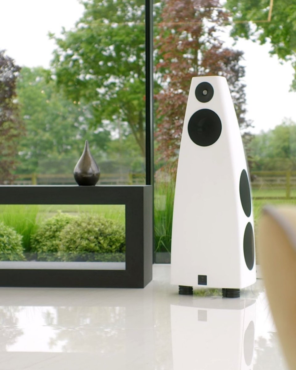 MeridianAudio tweet picture