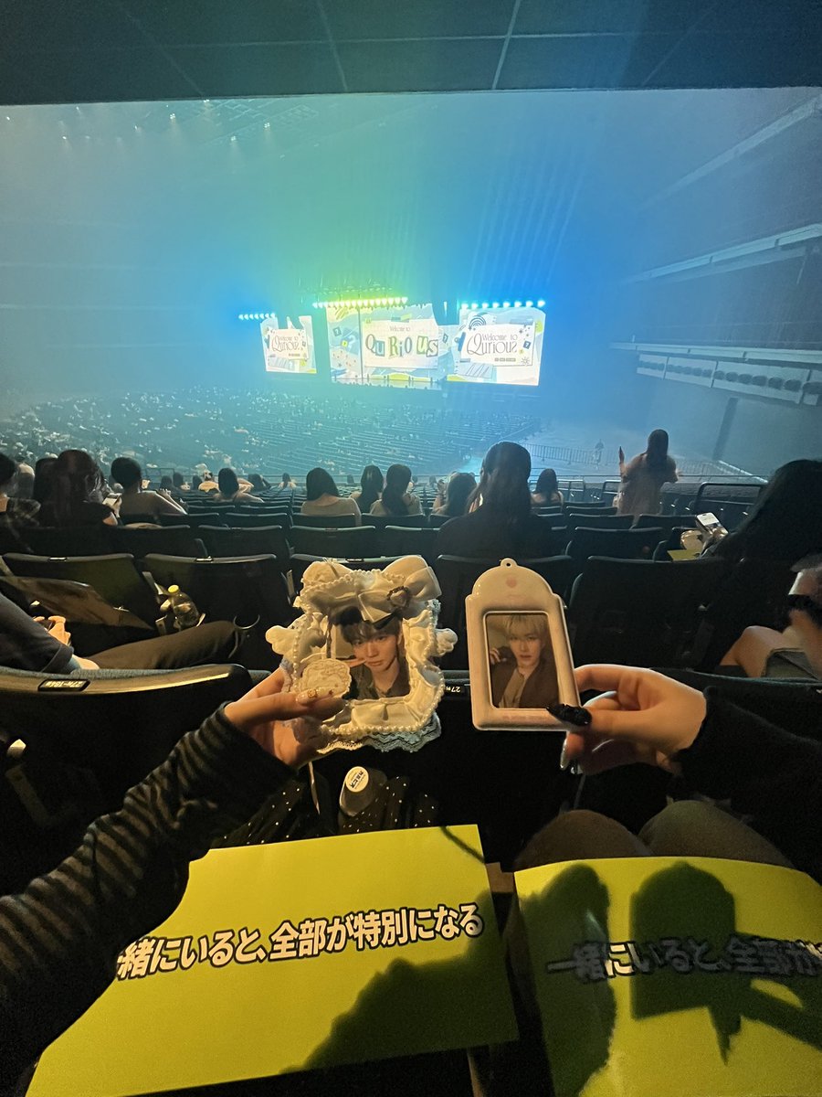 ___kittycha's tweet photo. 4日前に急遽行くことになったand2bleのｼｮｺﾝほんま行って大正解。

まさかの全員分퇴장포카貰えるなんて思ってなかったから嬉しすぎㅠㅠ

しっかり、かるぴすんおんもしてきた♪
楽しい時間をありがとう4人にも数ヶ月ぶりに会えてよかった😭🩷

そして着いてきてくれてありがとㅅㄹㅎ

 #and2ble https://t.co/tUfqWoSidI