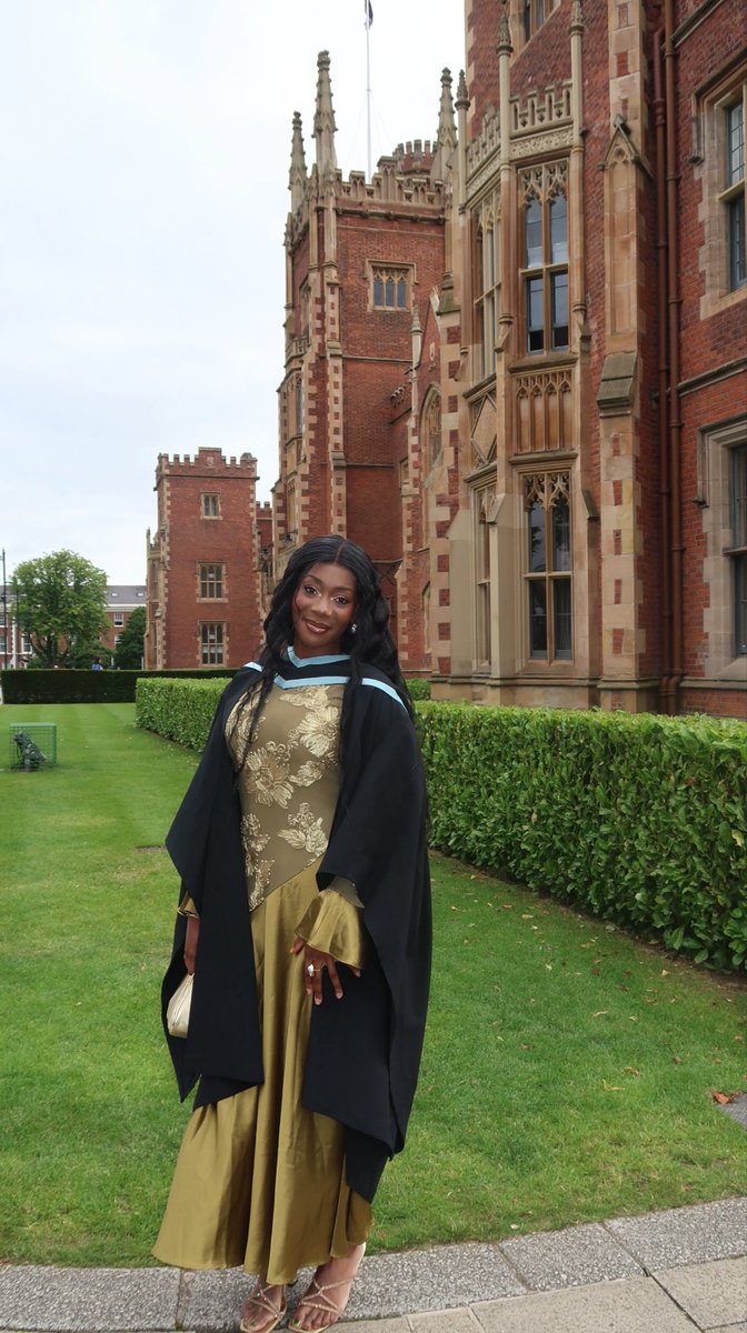 toofyn4u's tweet photo. After 5 long years I’m now Dr Oyin MB BCh BAO (Hons). Glory be to the most high God 🙌🏾 https://t.co/8GEkVDqTLc
