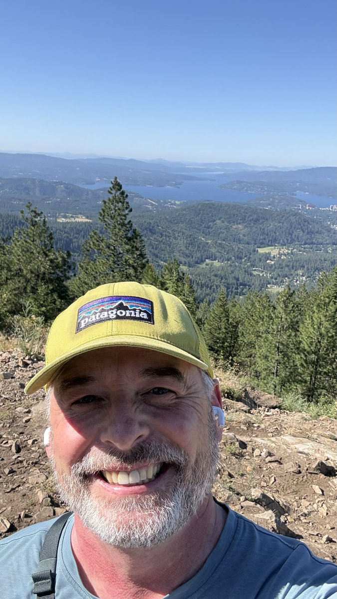 BradHeuer1207's tweet photo. Great place to listen to the @BenningtonShow !!! 
@stanman42069 @GailAaann https://t.co/D7KSXB1Msk