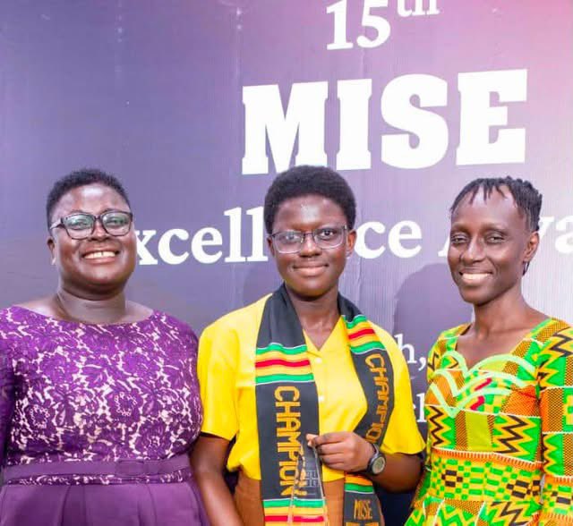 yaf_ghana's tweet photo. When Ntiwaa reflects on the moments of her life that paved the way for her admission to the Massachusetts Institute of Technology (#MIT), her mind doesn't first go to a competition or an award. https://t.co/m6HlhWOwJF