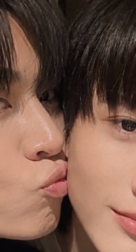 multi_doksss's tweet photo. ปากดูดู๊ขนาดนี้😽มัมช่วยให้นะลูกกก 
(AI WARNING ⚠️ ขอบคุณai😝）

MR FANBOY Q22
#รักสุดใจนายแฟนบอยQ22
#AuauSave https://t.co/revBvJVRr1
