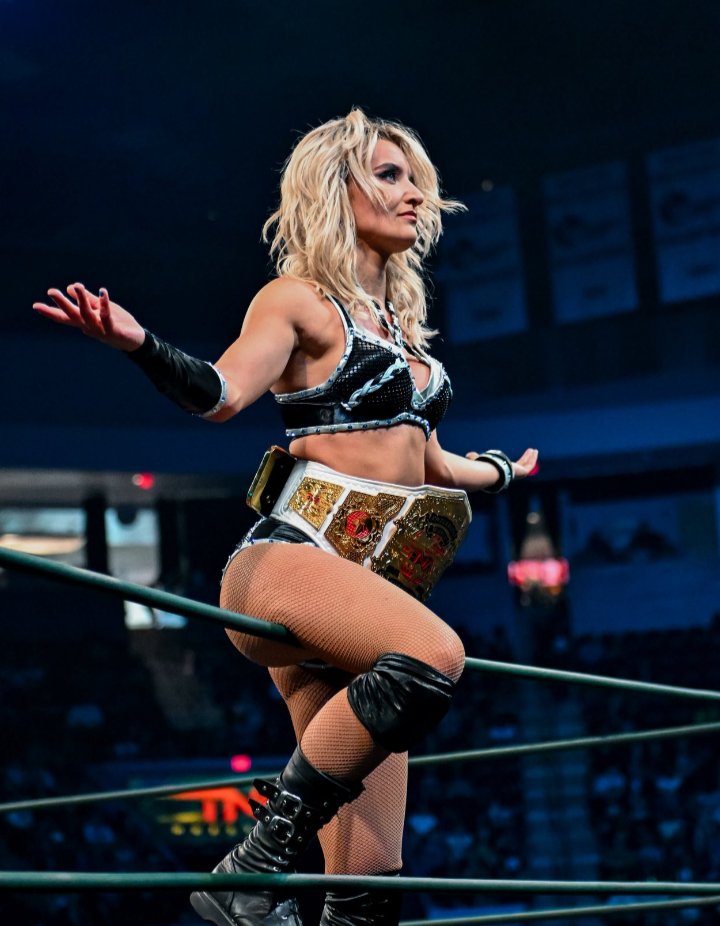 NVhowlingWolves's tweet photo. The #AndNew
#TNAKnockout Championship
Reign by
The Ultimate Champ
@XiaBrookside ๐ค๐
Has Begun & The Master of the
#DarkSide has something to say
Tonight on #TNAiMPACT https://t.co/NqsQChtgZU