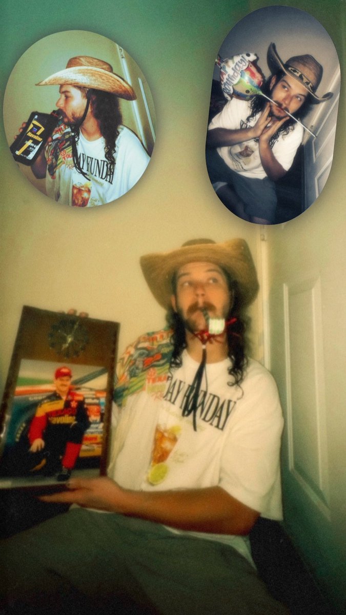 _imazack_'s tweet photo. I turned 28 yesterday :) https://t.co/jP5a5IUbYU