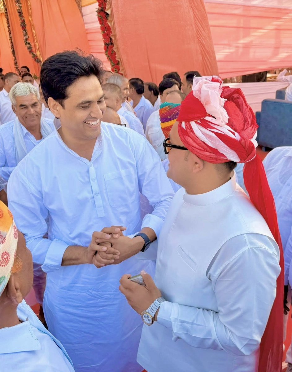 ZeeshanGINC's tweet photo. किशनगढ़ के लोकप्रिय विधायक एवं अजमेर देहात कांग्रेस अध्यक्ष भाई श्री विकास चौधरी जी को जन्मदिन की हार्दिक बधाई।

आपकी सादगी, सेवा और कर्मठ नेतृत्व प्रेरणादायी है। ईश्वर आपको उत्तम स्वास्थ्य एवं दीर्घायु प्रदान करें।
@DrVikasAjmer https://t.co/izijxpZXNj