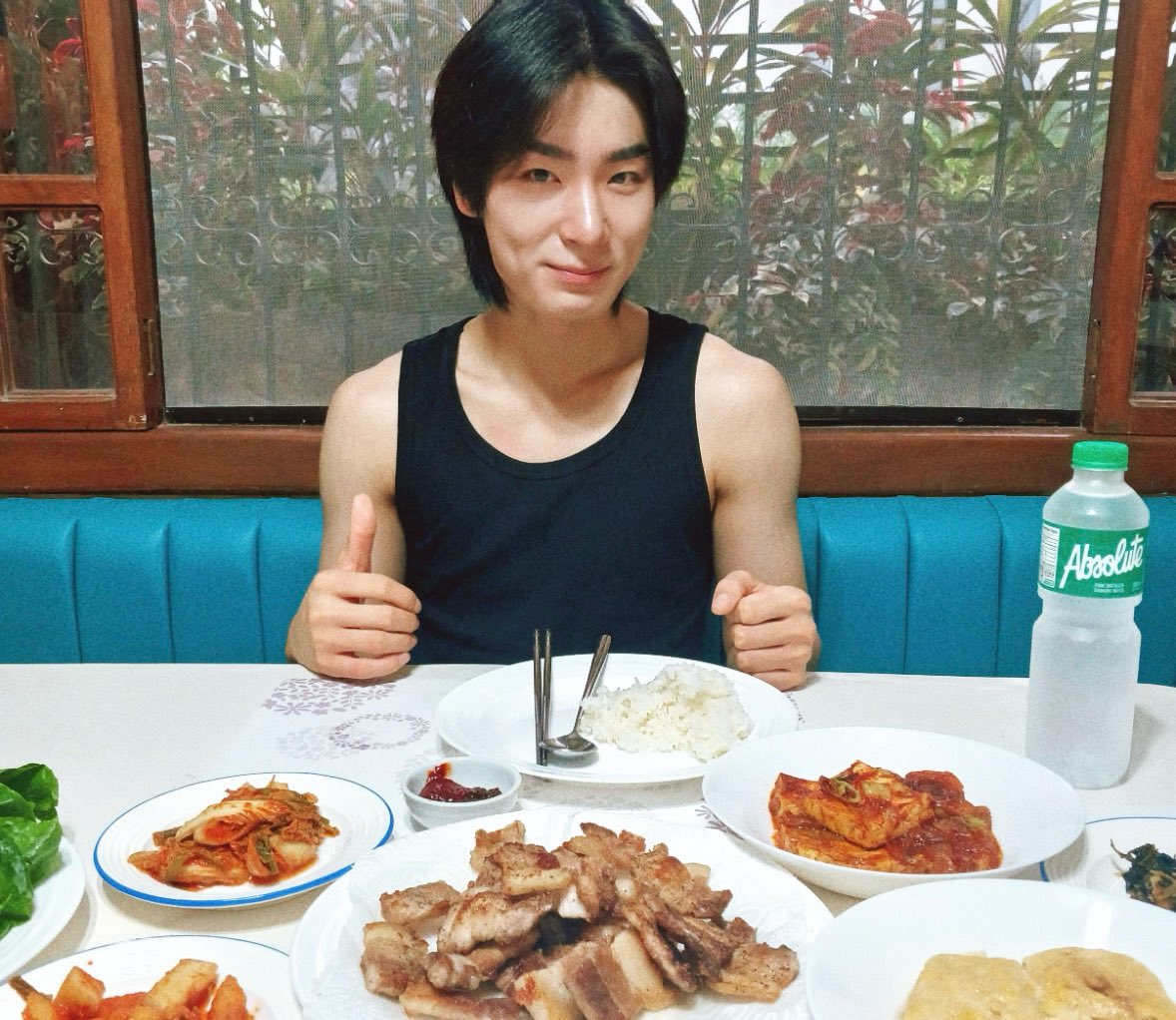 Big_O_cean's tweet photo. Philippines Day 1

#Philippines #필리핀
#JISEOK #BigOcean https://t.co/WmotYsgC96