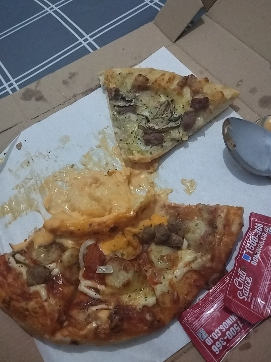 saatnyala's tweet photo. Buat besok pagi aja lah ini sisanya. https://t.co/LjLx2dDwBF