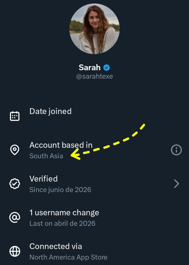 JucamolC's tweet photo. @sarahtexe YOU ARE NOT AMERICAN!!! YOU LIVE IN ASIA!!! https://t.co/oT3WoC1x42