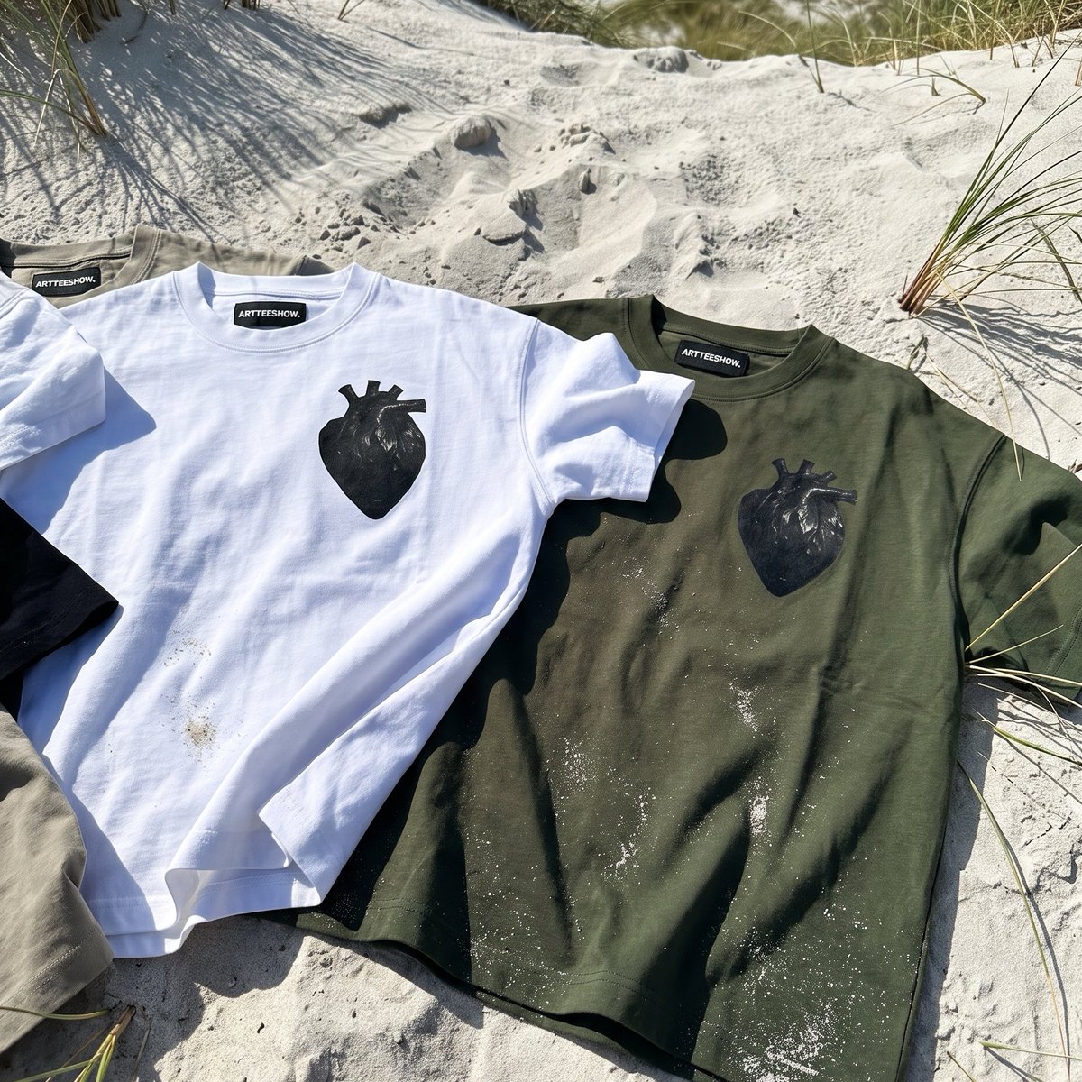 ArtTeeShow's tweet photo. I started ARTTEESHOW. from the Outer Hebrides.

Not fast fashion. Not for everyone. Wearable art, 100 pieces, 260gsm built to last.

Wear one, you're a collector, supporting an artist, part of the Inner Circle. For the ones who carry more than they show. 🏴

#Streetwear https://t.co/IdQC2Mzkdb