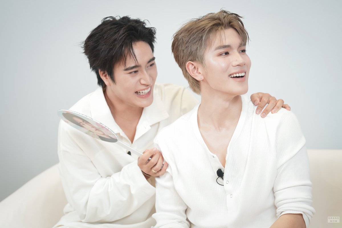 GrandmaGrandmom's tweet photo. ช่วงนี้หวานมาก
เพื่อนๆ คุณหนูระวังน้ำตาลเกิน

😚😚

#KingStellaxGeminiFourthLive
#GeminiFourth
#Gemini_NT #Fourthnattawat https://t.co/TcI5JThgMv