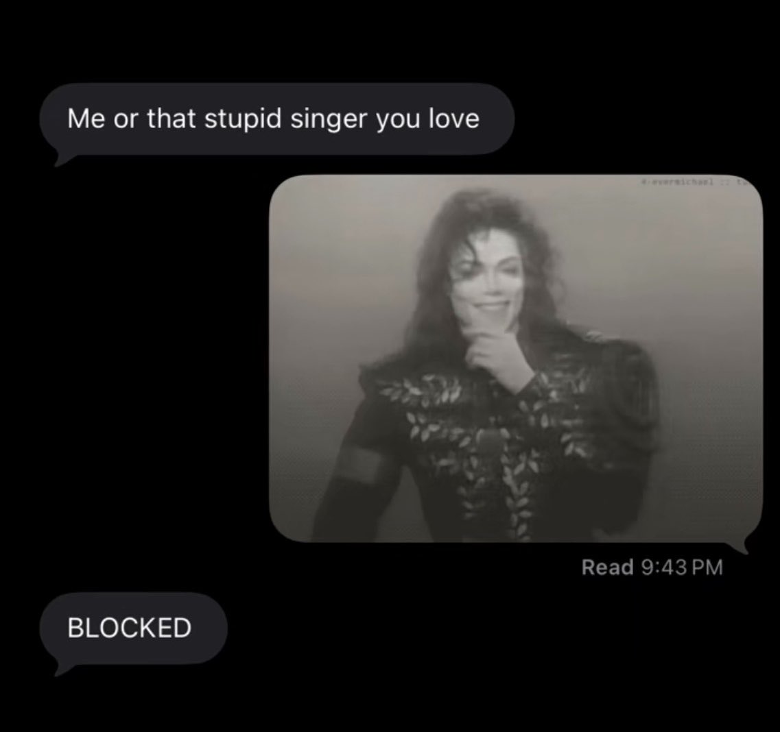 iba_nne21's tweet photo. Never make a girl choose between you and Michael Jackson https://t.co/KkkPpEoxwk