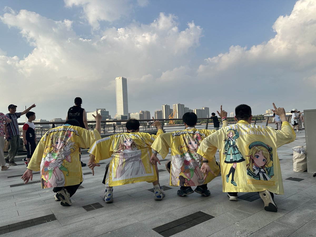 GustafYu's tweet photo. #これを見た人は無言で去年の7月の画像を貼る https://t.co/MyPxCujyqa