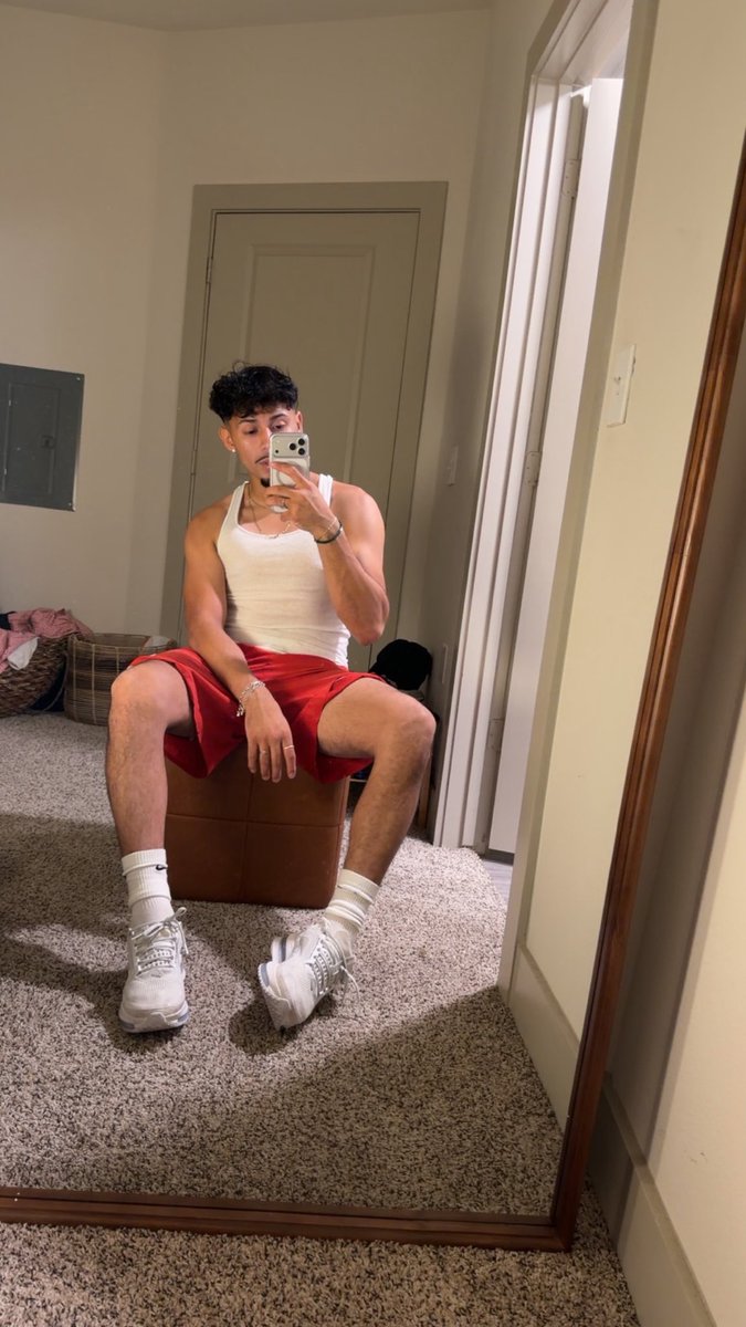 Chavez2Erik's tweet photo. 😋 https://t.co/LfPPnSm9TL