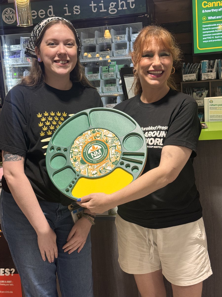 naturemedmo's tweet photo. We're excited to be able to partner with @Blazy_Susan  this awesome customized rolling tray! 

Thank you to everyone who participated, we're extremely grateful for all of your support. 

Stay tuned for more opportunities to walk home with custom gear!

#giveaway #naturemed #kansascity #missouri #blazysusan