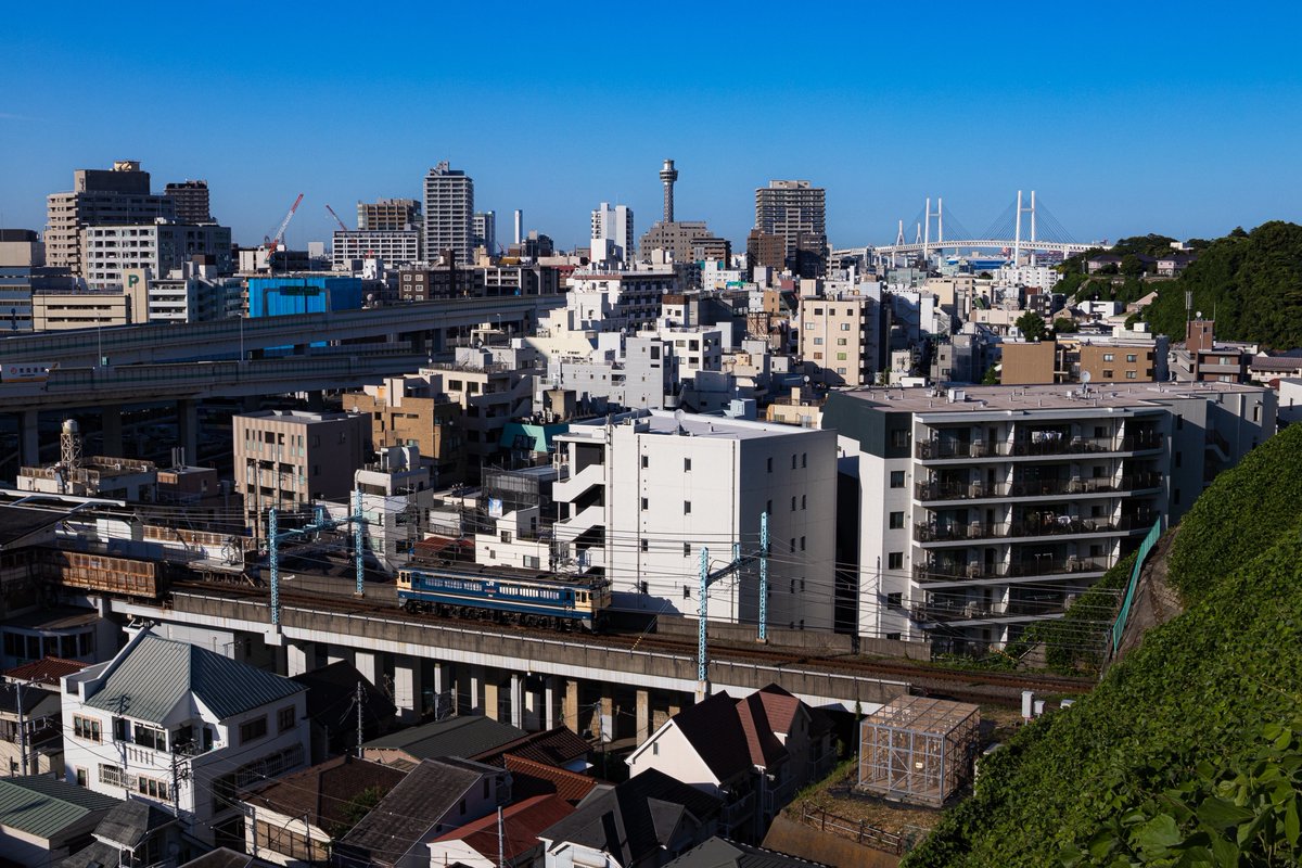 amagi_E653K71's tweet photo. 2026/05/30
単1295レ
EF65-2086[新]

先行の貨物遅れの影響で20分程度遅れて通過。いい天気でした。 https://t.co/08ktj7egwA