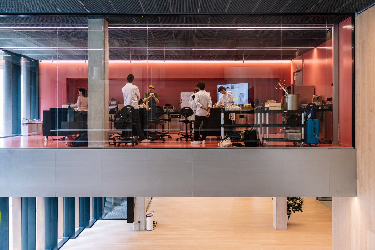 wearegoe's tweet photo. GOe, donde la gastronomía se investiga, se aprende y se comparte 💫
#GOe es un lugar donde convergen la investigación, la formación y la divulgación para generar conocimiento en torno a la gastronomía
🔗https://t.co/bE17aD2K5Q https://t.co/URdxu8EuDm