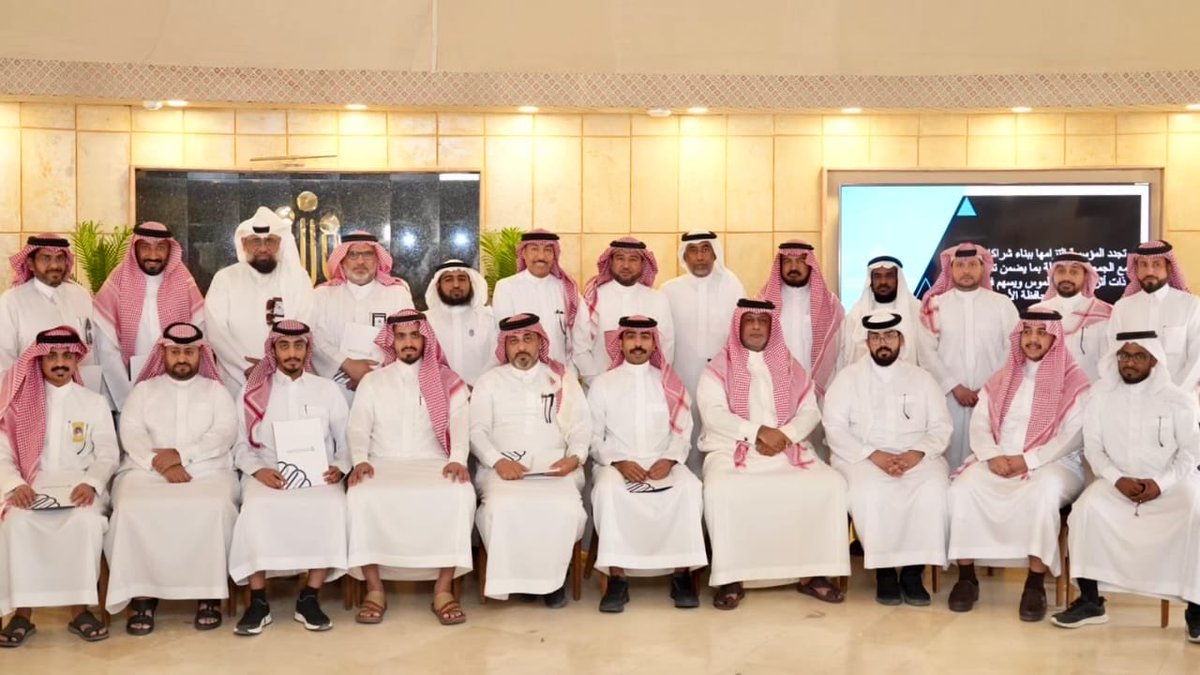 Maraqi_SA's tweet photo. تتقدم جمعية مراقي العلمية بالأحساء 
بخالص الشكر والتقدير لـ مؤسسة عبد المنعم ال��اشد الإنسانية على جهودها المباركة في تمكين القطاع غير الربحي، وما تقدمه من مبادرات نوعية تعزز جودة الأثر وتوسع نطاق التنمية المجتمعية.

ونعتز بثقة المؤسسة باختيار الجمعية ضمن الجهات المستفيدة من المنح الصيفية، بعد رحلة مفاضلة دقيقة، وهو ما يمثل حافزًا لمواصلة تقديم برامج علمية نوعية تحقق تطلعات المستفيدين وتسهم في بناء أثر مستدام.

نسأل الله أن يبارك في جهود المؤسسة، وأن يديم أثرها، وأن يوفقنا جميعًا لشراكات تنموية مثمرة تحقق الخير للمجتمع وتخدم مستهدفات التنمية.

#صيف_الراشد
#مؤسسة_عبدالمنعم_الراشد_الإنسانية
@aahf_sa