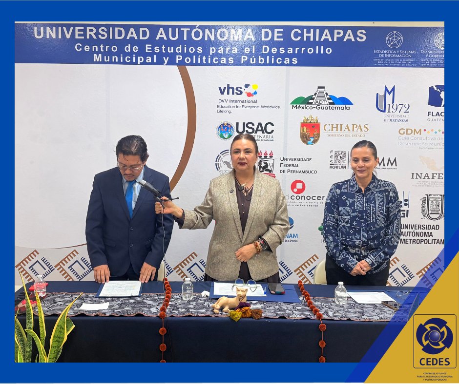 cedesunach's tweet photo. #Titulación | CEDES Realiza Toma de protesta y entrega Acta de Evaluación Profesional de Licenciada en Estadística y Sistemas de Información. Por “Reconocimiento a la Excelencia Académica”, de la Pasante María Verónica García Ronquillo. 
#OrgulloUNACH
#OrgulloCEDES https://t.co/hpG3YqTrD5