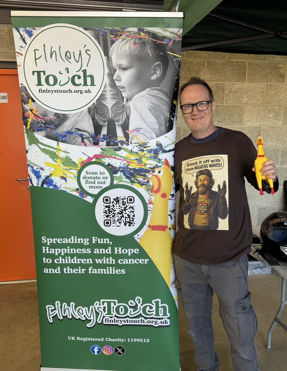 AntonyRowntree's tweet photo. #Kitoff shirts for @FinleysTouch you know you Need them https://t.co/R1h1aDSA0e