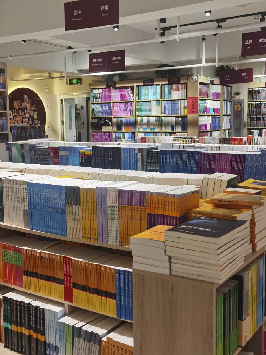 Saluma87's tweet photo. Join our neighborhood book swap this Sat (10am-12pm) at the community hall! Bring your pre-loved reads, grab new ones, and chat with neighbors. Free u0026 open to all! https://t.co/JNHG1krKCi