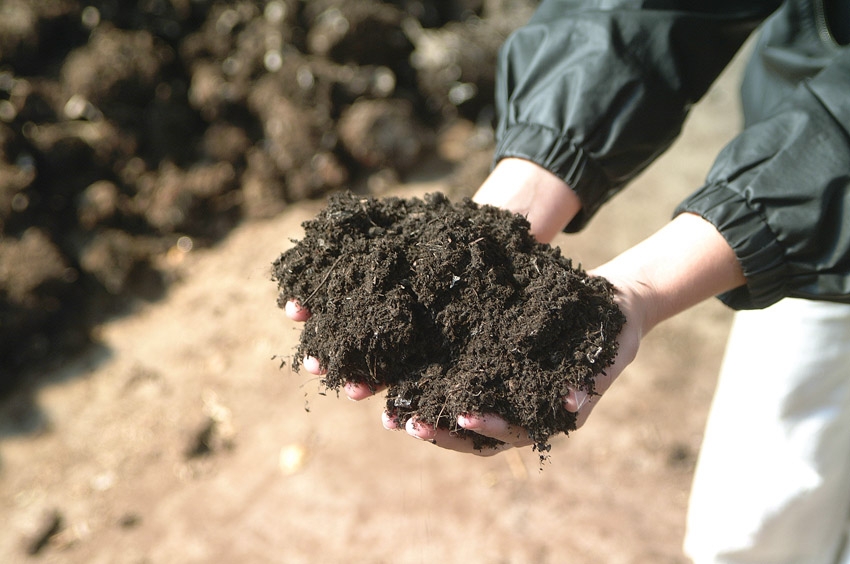 ambiogascouncil's tweet photo. We welcome @USDA's new #FIELDS Program! America's #biogas systems produce a domestic #fertilizer solution: nutrient-rich #digestate. Made (along w/biogas fuel) from manure &amp; other organic waste, digestate recycles nutrients &amp; supports farmers.
Learn more: https://t.co/LyfegHGoex https://t.co/KogSYyAHfC
