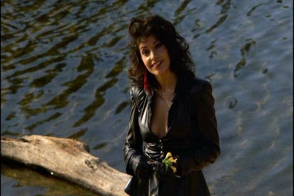 RatedRJNB's tweet photo. @KevOnStage This scene at Lake Minnetonka at 12 years old https://t.co/lYFsfz0jBW
