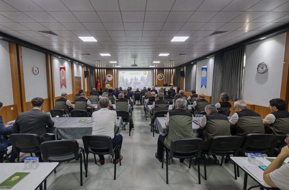 BekirKARACABEY_'s tweet photo. Ülkemiz ormancılığının 20 yıllık yol haritasını sahaya yansıtacak önemli bir adımı Bursa’da atıyoruz

Türkiye Ulusal Ormancılık Programı (2026-2045) Eylem Planı Hazırlama Çalıştayı ile iklime dirençli, sürdürülebilir, güçlü ormancılık politikalarını somut eylemlere dönüştürüyoruz https://t.co/pT1p7nspe6