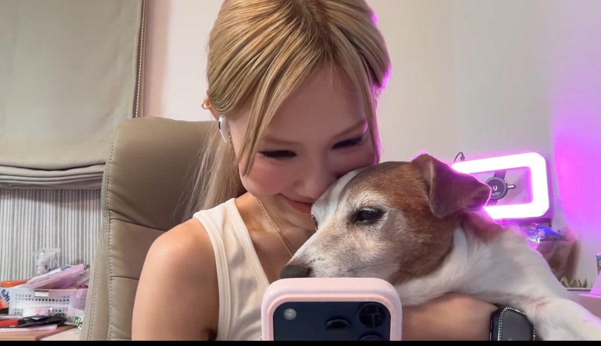 ItmIBK's tweet photo. 사랑해~~ https://t.co/ueYouk9lnT