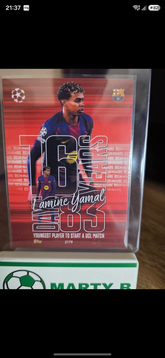 FenianPhantom's tweet photo. @AlienCardsHQ Behave man ...I just juiced the pic up 😲😞 https://t.co/pvkPteVu2a