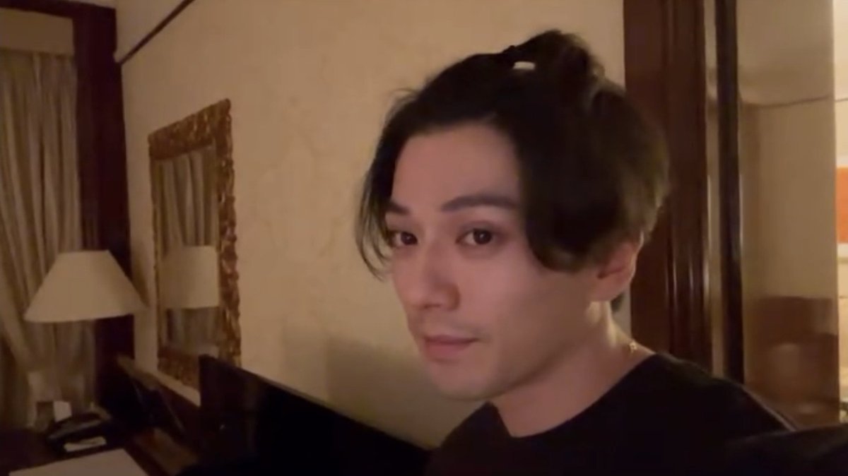 randomacken's tweet photo. I MISSED APPLE MACKEN SO MUCH🥲 #新田真剣佑 https://t.co/S8bYgwv6Wc