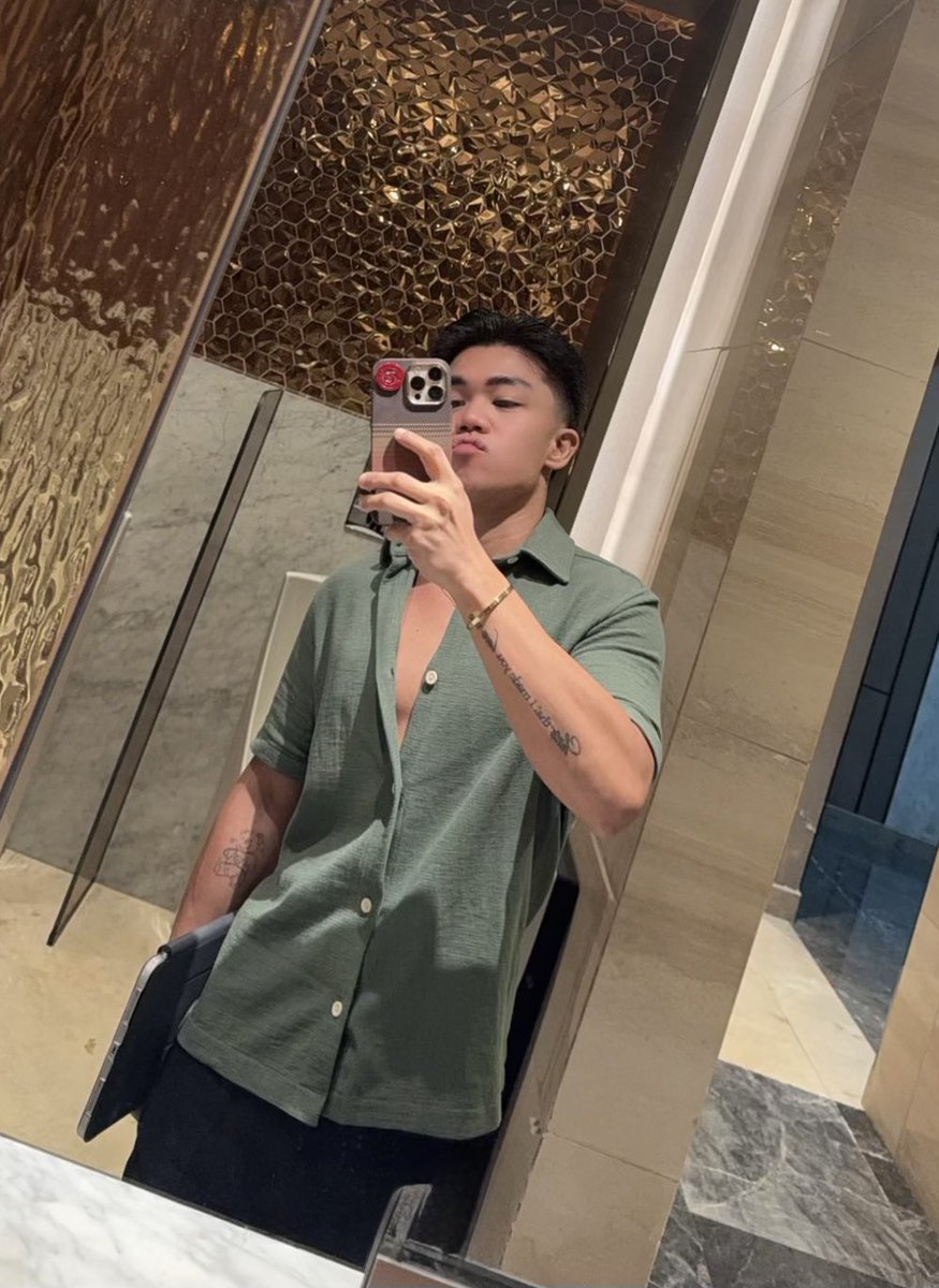 AntonPrimeX's tweet photo. Since some of you keep asking…

I’m not for hire.
I’m not your casual link up.
And I’m not doing creator collabs right now.

Think you’ve got what it takes to be featured? Send the clips. Impress me.

https://t.co/7jOO3eHdC0 https://t.co/byW6E4MDSz