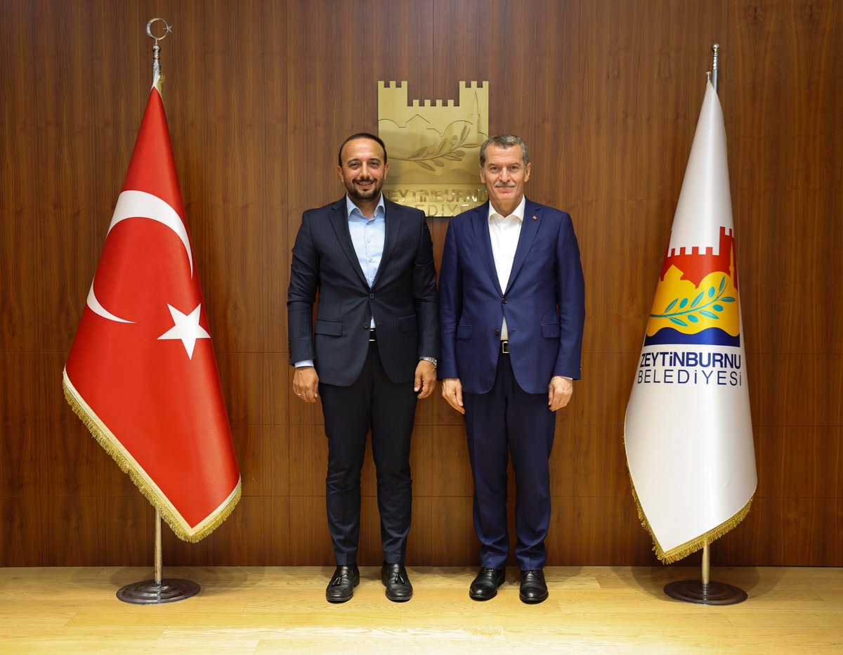 omerrarisoy's tweet photo. Geçmiş dönem meclis üyemiz, Serdar Duran kardeşimize ziyareti için teşekkür ediyorum.

Ayaklarına sağlık. https://t.co/MceXLSiWfg