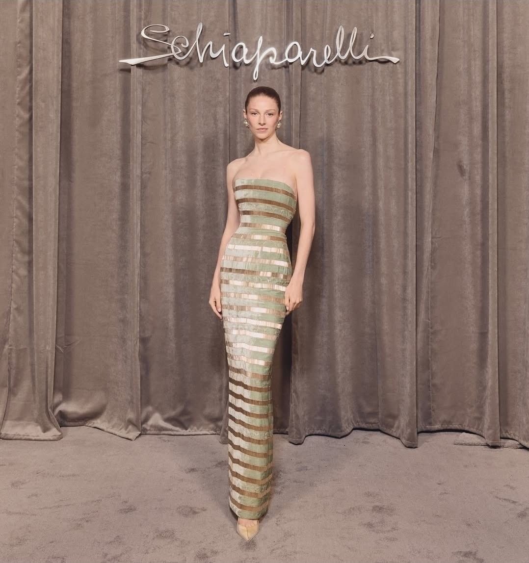 schaferarchive's tweet photo. hunter schafer in schiaparelli https://t.co/ouOGSl5PPw