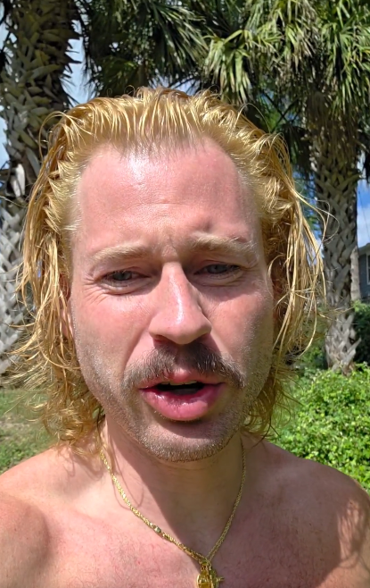 MediaRival's tweet photo. I see there is lots of interest in Owen's new look. I'll let ya'll in on some inside baseball. Owen Shroyer is playing a major role in an upcoming movie and from what I hear it is going to be epic! That's all I can say right now. Stay tuned..... https://t.co/uJPibxgHvc