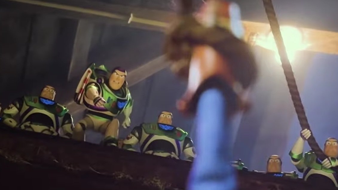 Muhamma53980599's tweet photo. #ToyStory5 Spoilers

Not these Buzzes caught Woody and falsely claimed he's an agent of Zurg lol. https://t.co/TEGz4vArAC