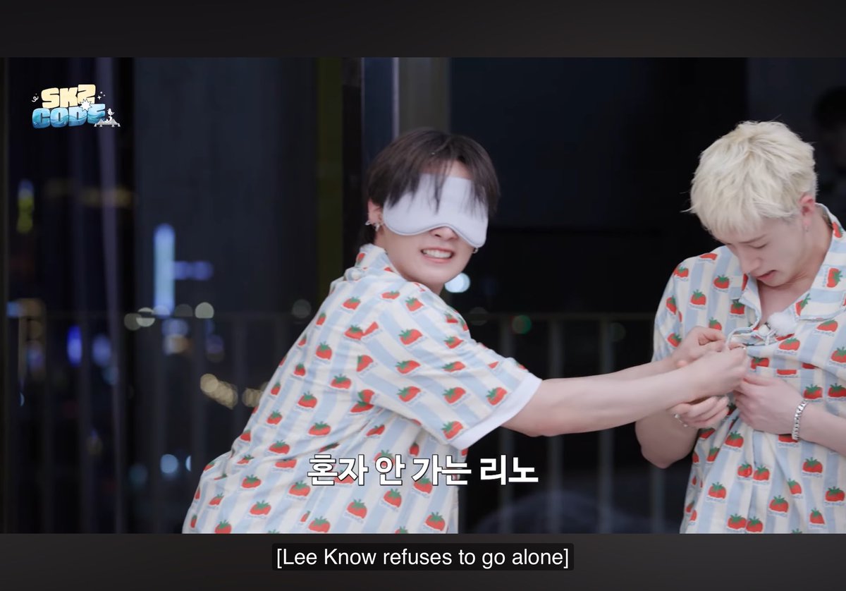Skzdex_'s tweet photo. 🐺🐰~ I don’t think that’s how you are supposed to play…

#minchan #찬밍 https://t.co/togxSIR5MZ