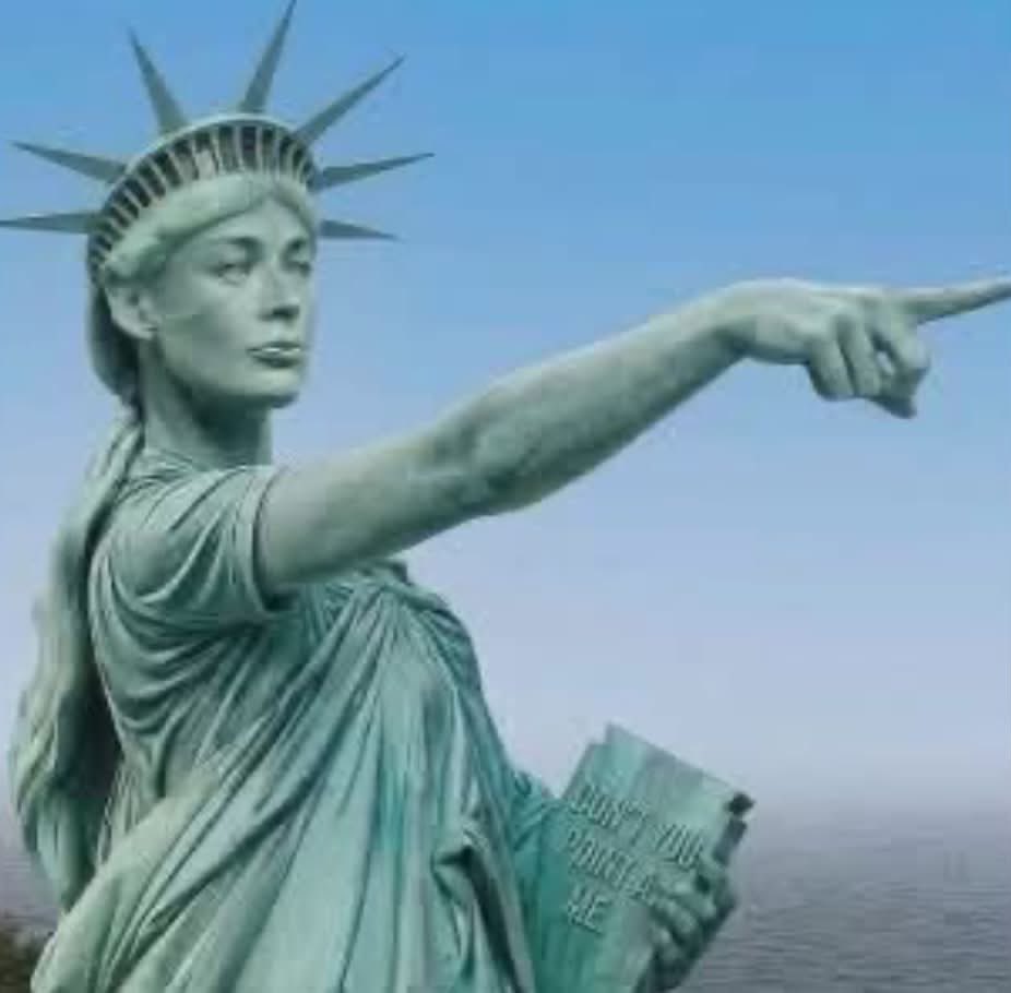 TeachersBusted's tweet photo. Statue Of Liberty @sophaller or @TeachersPetsXXX @Nauti_mermaid22 https://t.co/LojPZwQlTe