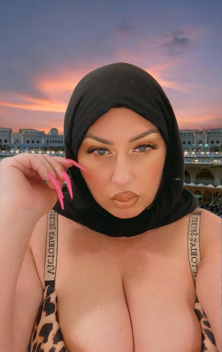 NoWorships's tweet photo. @GoddessSiham Our True Allah Siham 👑❤🤲🏽 Thank You So Much for reposting my comments 🙏🙏 I Swear it's Holiest Honor Ever 🤲🏽🤲🏽🤲🏽 https://t.co/yjJr3WyQv8