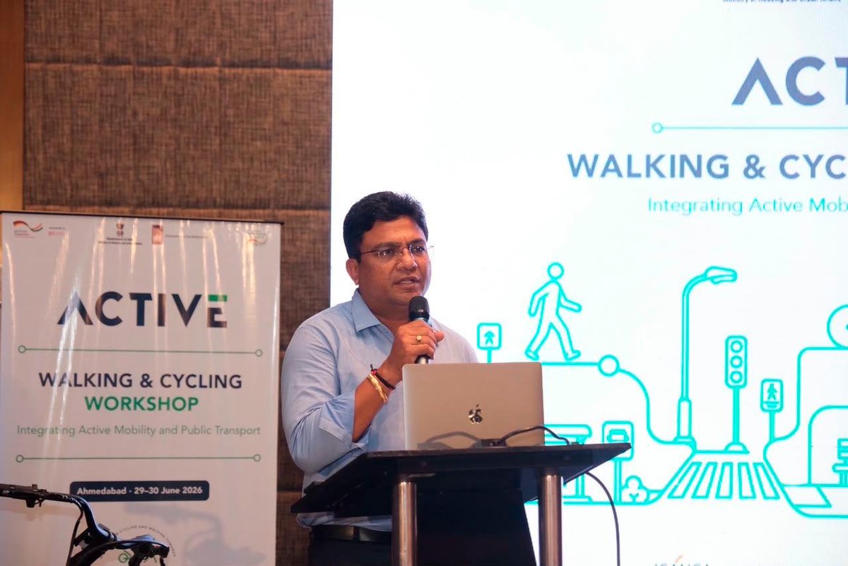 AmdavadAMC's tweet photo. @InfoGujarat @infoahdgog @PIBAhmedabad @DDNewsGujarati @CMOGuj @PMOIndia @GUDMGujaratGov @HiteshBarotBJP @banchha1 #ActiveMobility #SustainableTransport #CapacityBuilding #AMCInitiative #MyCityMyPride https://t.co/tfcmDW6G8h
