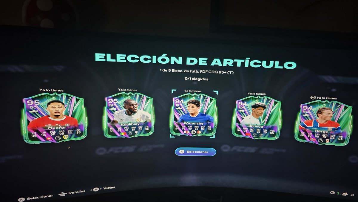 Pablo_Ferro92's tweet photo. @EASPORTSFC @easportsfces me exolicss como pone +95  y 3 de la imagen tienen 94? https://t.co/a3nNnXh2wv