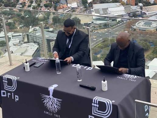 visse_ss's tweet photo. The R100 million deal that Cassper Nyovest signed with Drip Footwear owner Lekau Sehoana was one of the biggest scams and lies South Africa has ever seen 😂😂 https://t.co/Fp0lvVL70T