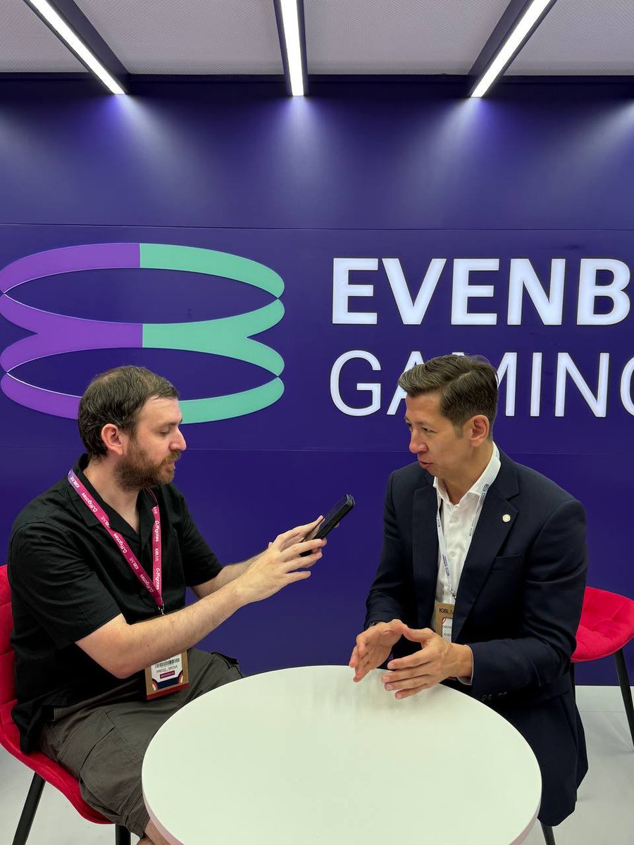evenbeter_soft's tweet photo. ποΈ Dmitry Starostenkov, CEO at EvenBet Gaming in an interview for @SBCGAMINGNEWS π₯
#igb #igblive #igblivelondon #evenbetgaming #iGaming https://t.co/cbEdaMG6Nd